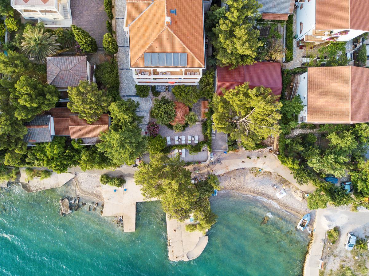 Villa Vicko Starigrad Paklenica Exterior photo